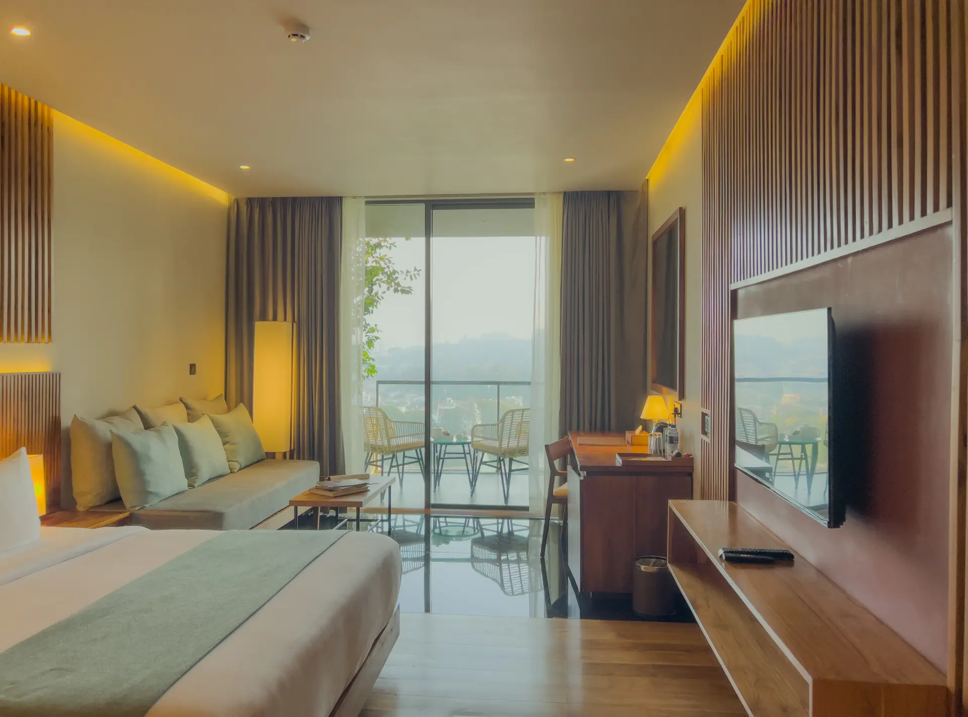Lake View Deluxe